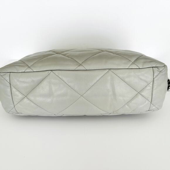 Chanel 19 Goatskin Quilted Medium Flap Purse Grey Tri-Color Chain Full Set & Box - Picture 6 of 15